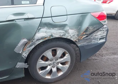 2008 Honda Accord 2.4 Ex z USA, uszkodzony, nr VIN 1HGCP26798A036608